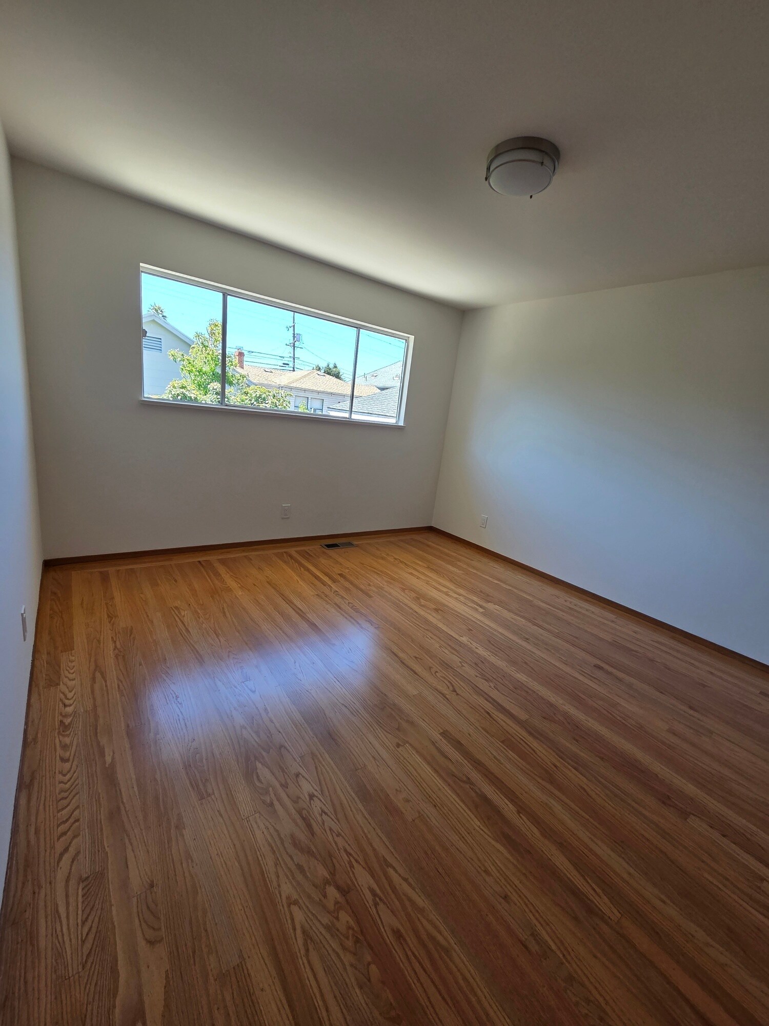 Building Photo - 827 Norvell St