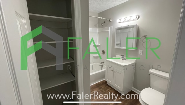 Building Photo - 3 Bedroom Cape Cod