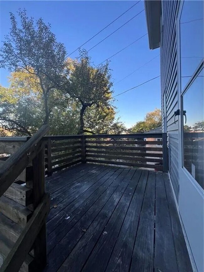Building Photo - 3BD/ 1 BA Home for Rent- Coraopolis