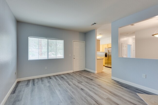 Building Photo - Spanish Palms a Guard Gated Community