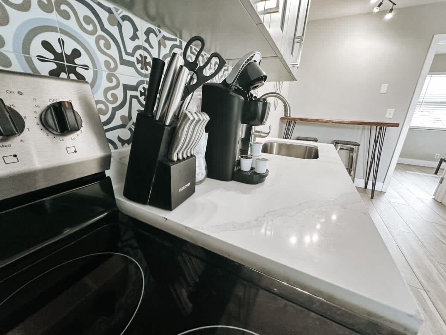 Building Photo - 50 Davie Blvd