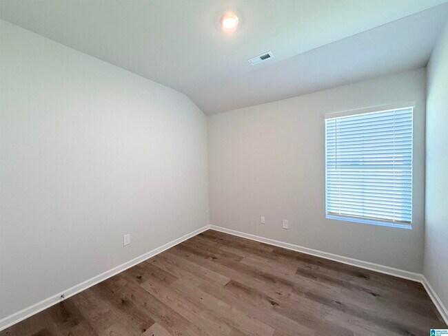 Building Photo - 302 Spanish Moss Ct