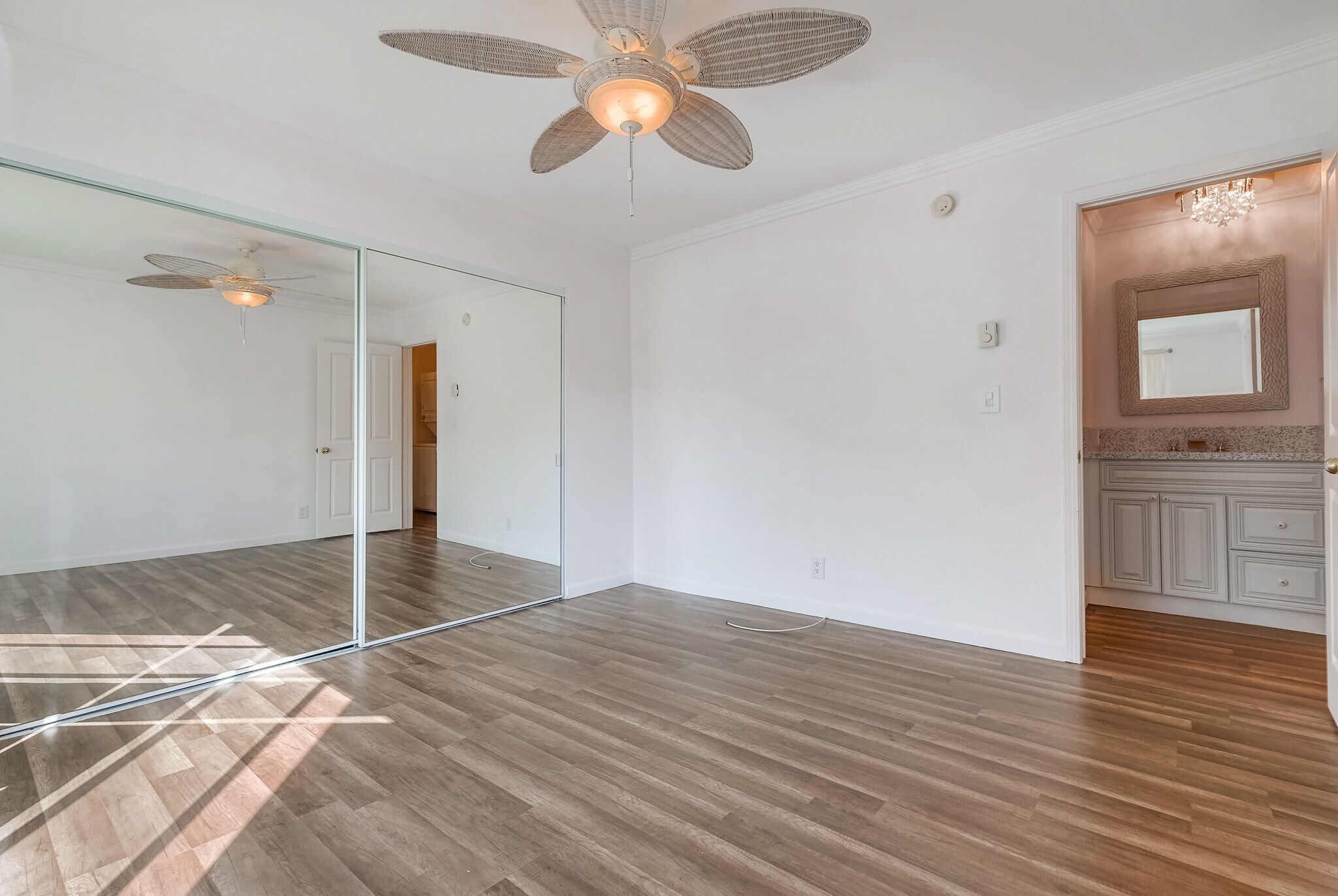 Building Photo - 2308 Schader Dr