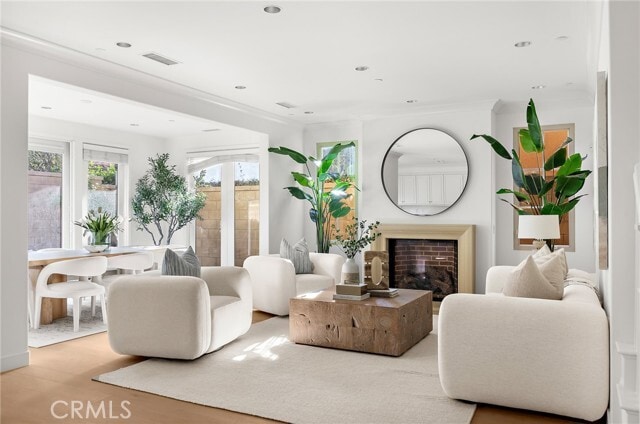 Building Photo - 75 Lupari