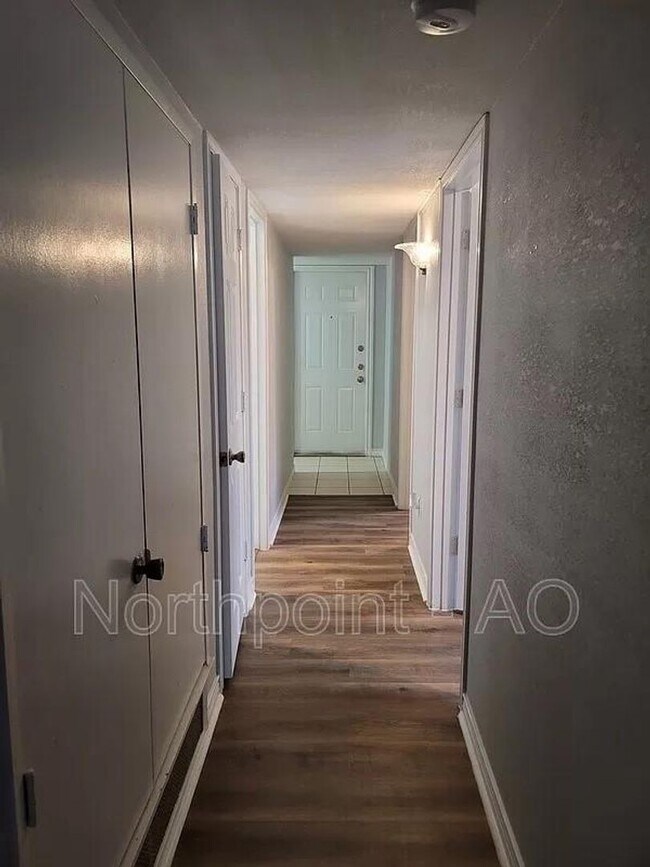 Building Photo - 3 BR/2BA | Renovated Single Family Home |Gated backyard!
