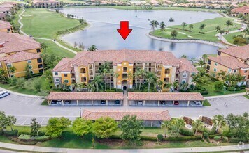 Building Photo - Furnished Annual -  2BR/2BA Second Floor c...