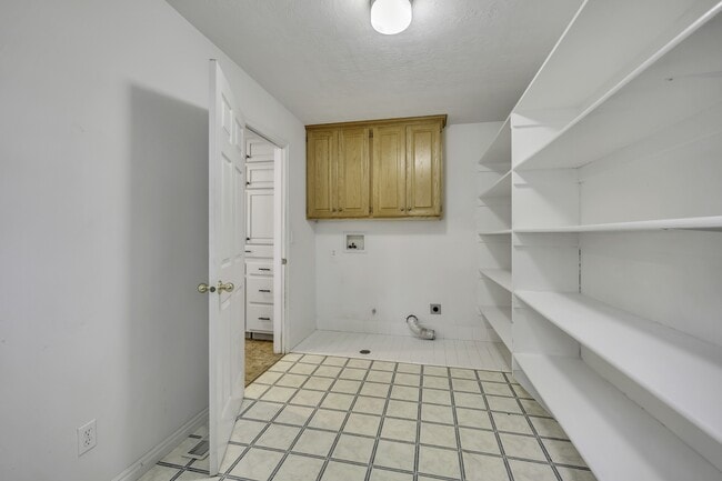 Building Photo - 778 S 410 E