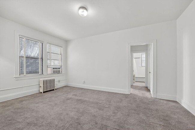 Interior Photo - 5400 LLC - CORPORATE