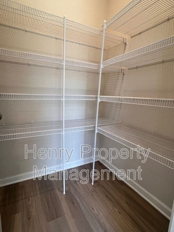 Building Photo - 775 Amarra Dr