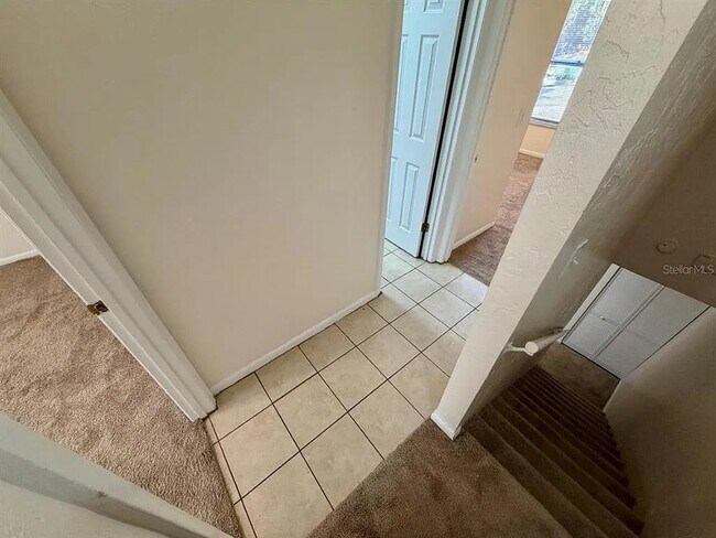 Building Photo - 7209 SW 45th Pl