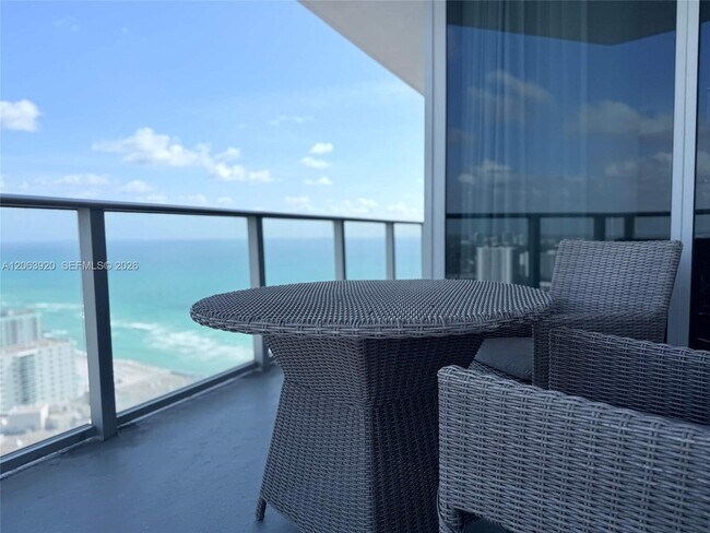 Building Photo - 4111 S Ocean Dr