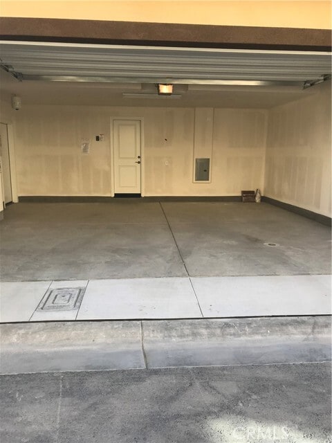 Building Photo - 2462 Sanabria Ln