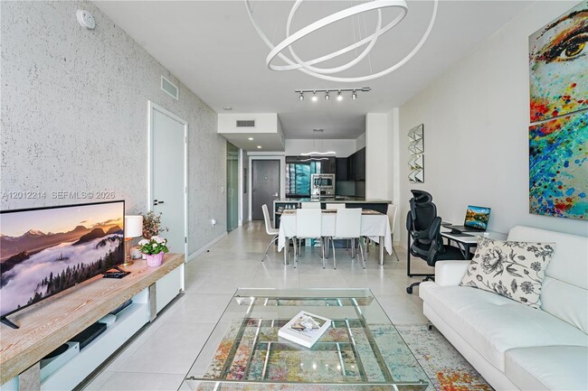 Building Photo - 1080 Brickell Ave