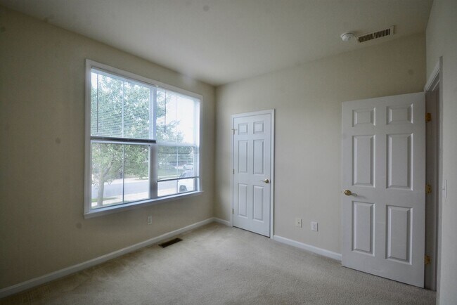 Building Photo - 181 Boggs Run