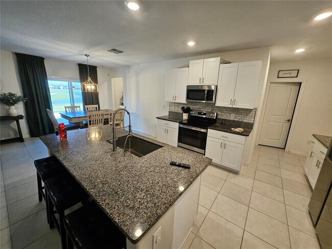 Building Photo - 12751 Weston Oaks Ln