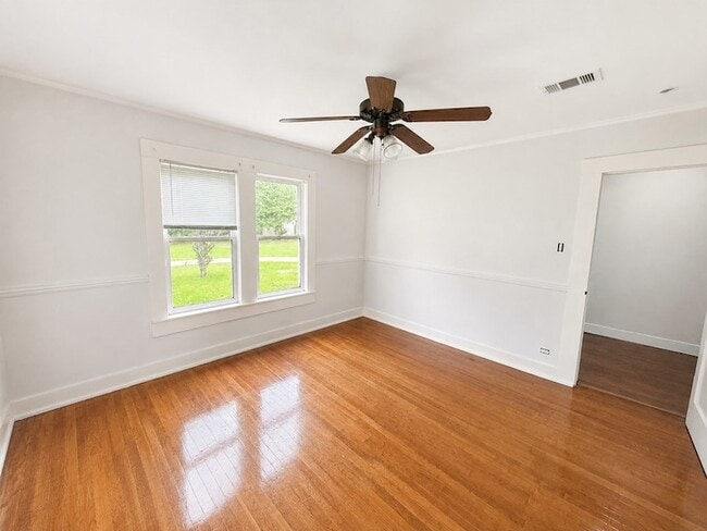 Building Photo - 509 N Peachtree St