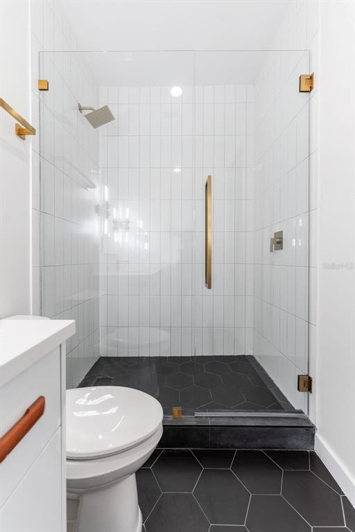 Building Photo - 102 W Adalee St