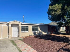 Building Photo - 10357 Bonita Ave