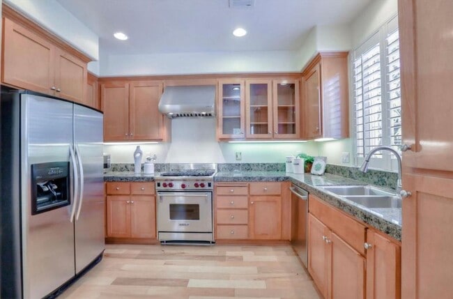 Kitchen - 4531 Lick Mill Blvd