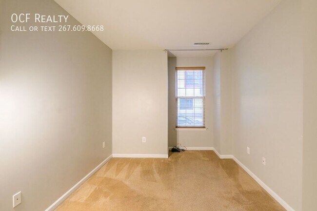 Building Photo - 3147 W Thompson St