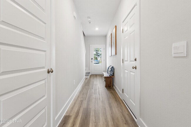 Building Photo - 205 Palmeras Marinas Ln