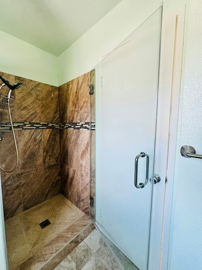 Building Photo - 29869 Ventnor Ct