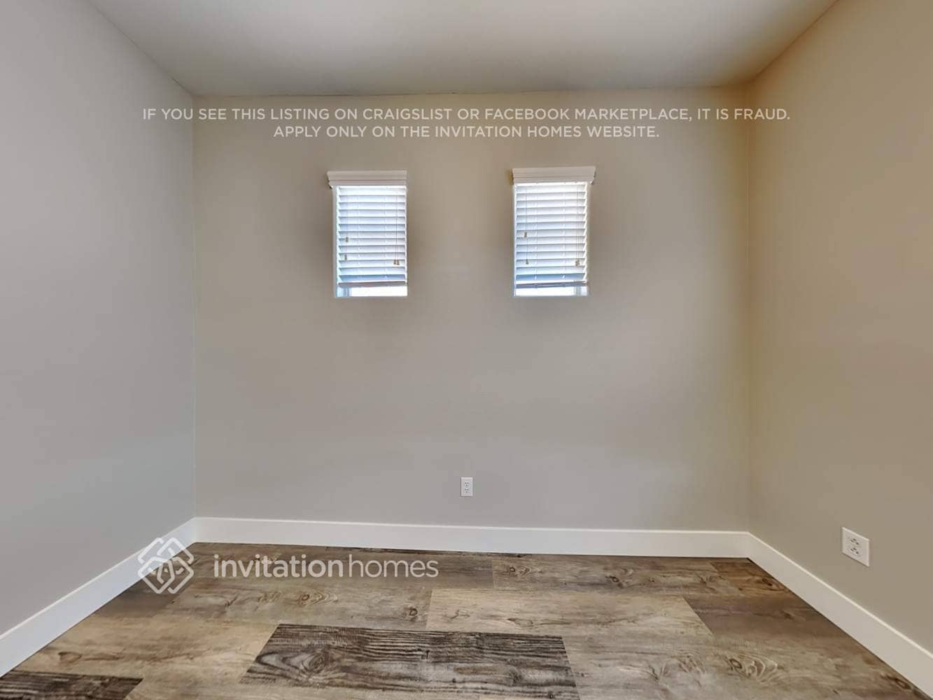 Building Photo - 731 Taliput Palm Pl