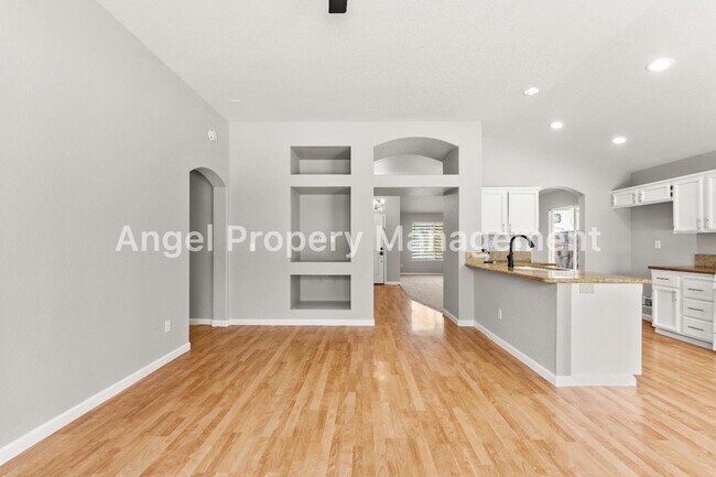 Building Photo - 10093 Oglethorpe Way