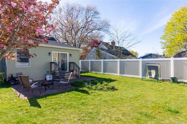 Building Photo - 22 Carman Blvd