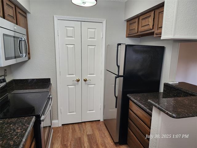 Building Photo - 1308 Memory Ln