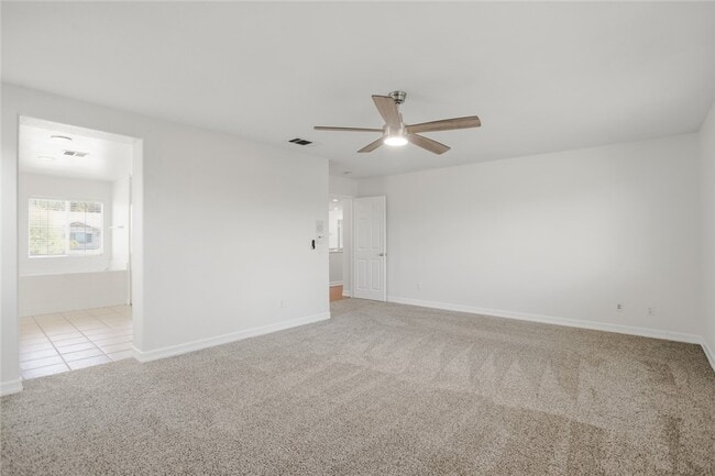 Building Photo - 1605 Rivendel Dr