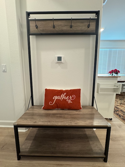 Building Photo - 283 Hadley Wy