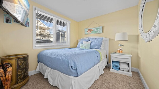 Building Photo - 224 Boardwalk-SI ID1309012P