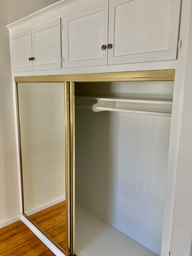 Building Photo - 1 Bedroom 1 Bath Hillcrest/ Bankers Hill