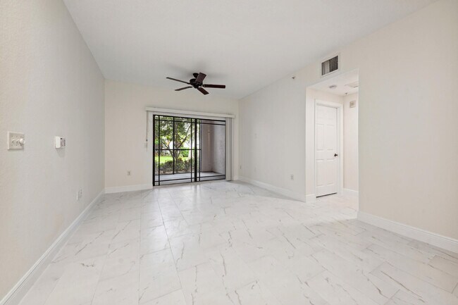 Building Photo - 3021 Alcazar Pl