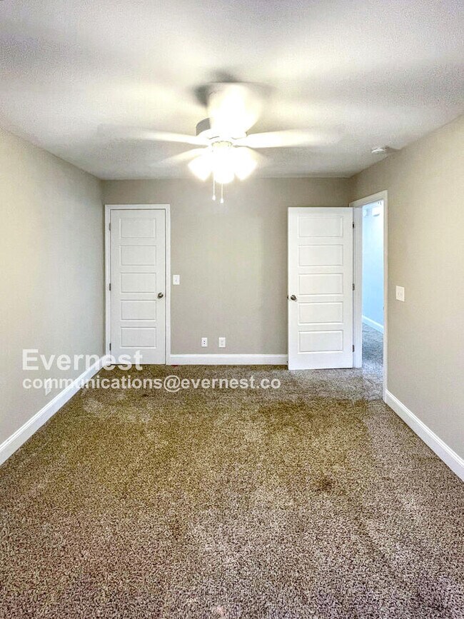Building Photo - 809 Marksman Ct