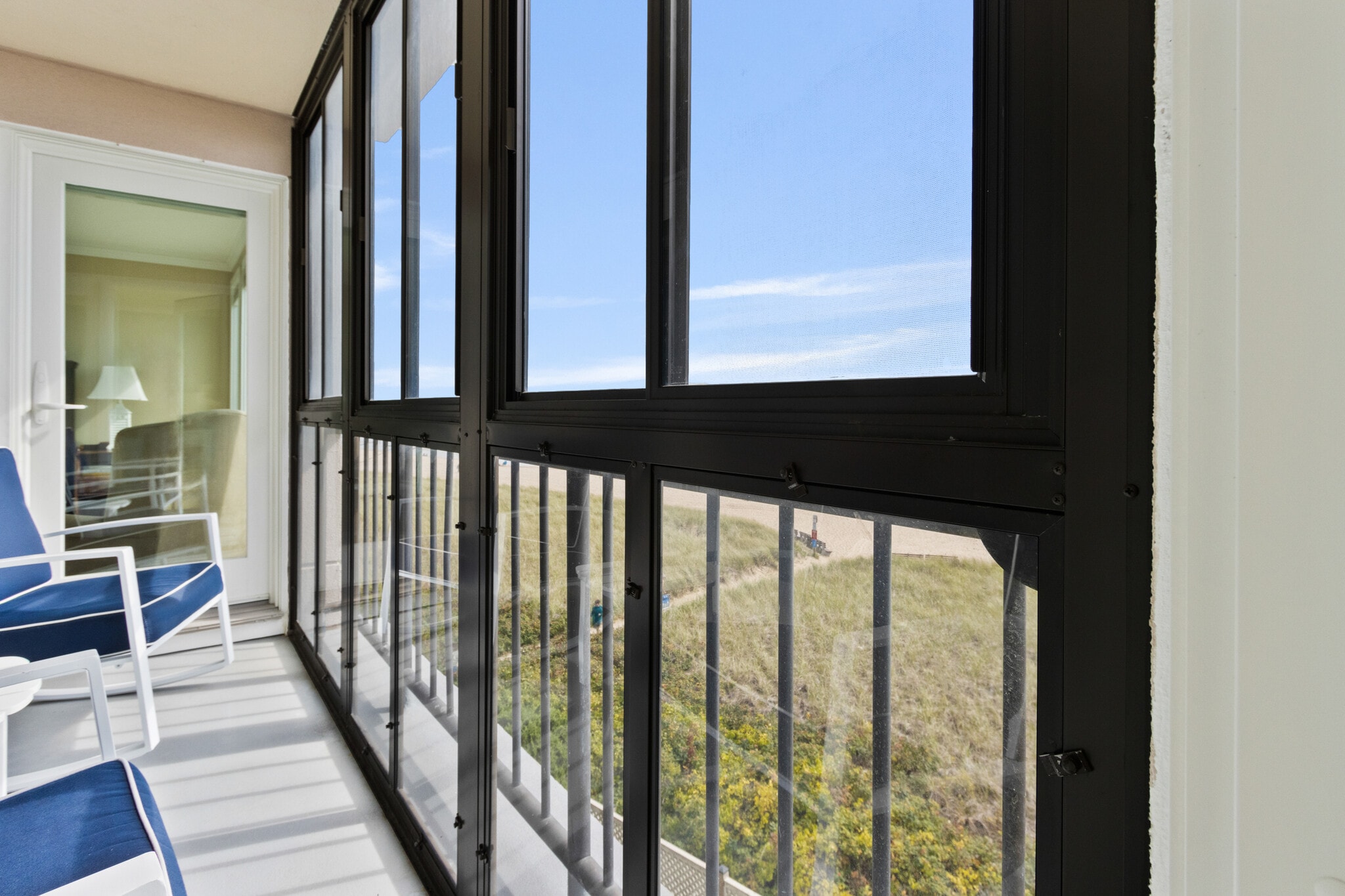 Building Photo - 1 Seacliff Ave