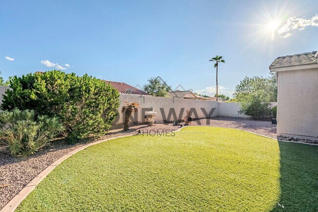 Building Photo - 4269 E Cassia Ln