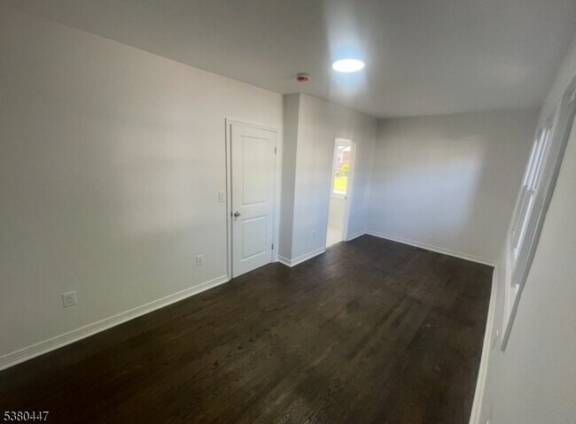 Building Photo - 298 Farrant Terrace