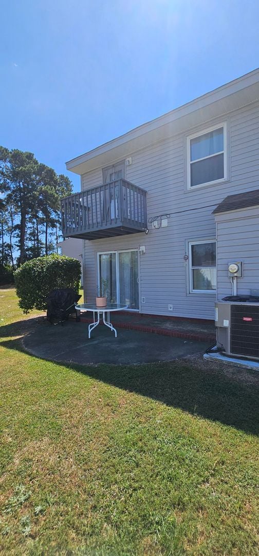 Building Photo - 1117 Fawn Drive – Fully Furnished 3BR/2BA ...