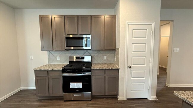 Building Photo - 13260 Musky Dr