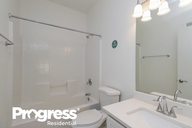 Building Photo - 763 N Surfside Dr