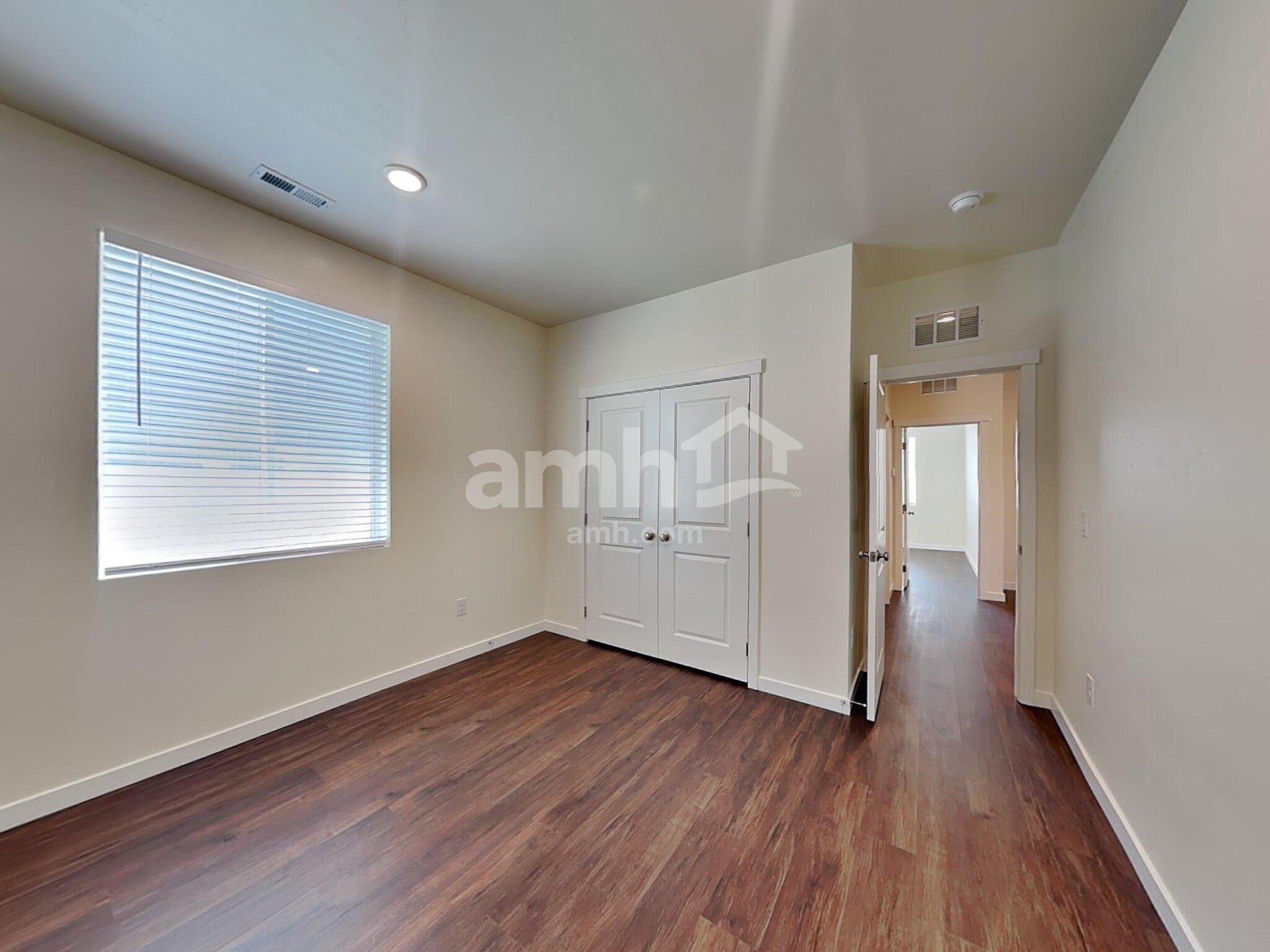 Building Photo - 9396 W Shumard St