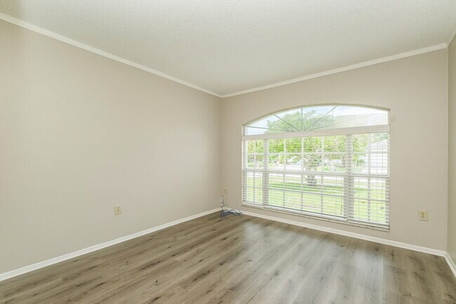 Building Photo - 13203 Pine Creek Cir