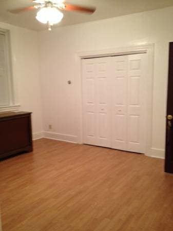 LIVING ROOM - 2336 Murray Ave