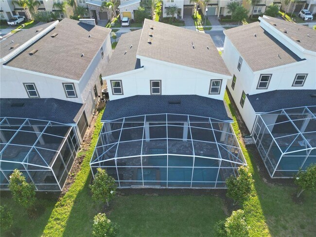 Building Photo - 691 Sticks St