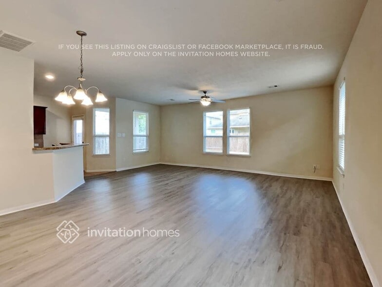 Building Photo - 30730 Gardenia Trace Dr