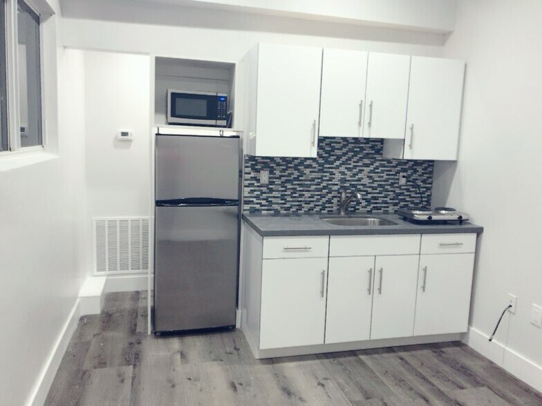 Building Photo - 3634 SW 150th Ct