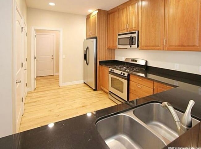 Building Photo - 288 Snowy River Ct