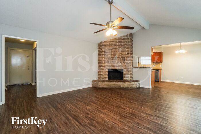 Building Photo - 6914 Leandra Dr